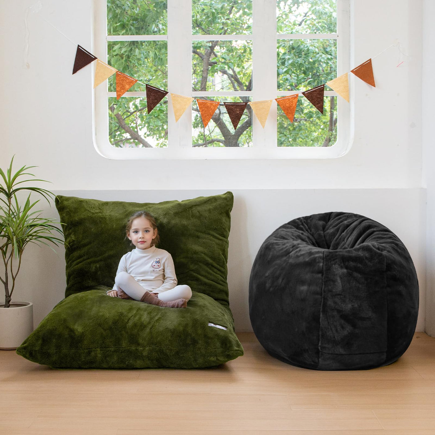 MAXYOYO 3 in 1 Kids Bean Bag Chair Bed, Faux Fur Round Child Floor Sofa for Gaming, Reading (Black)